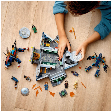 Lego Uspon Dome, LEGO Super Heroes Marvel
