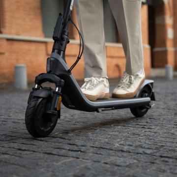 Segway Ninebot Kickscooter E2 E II